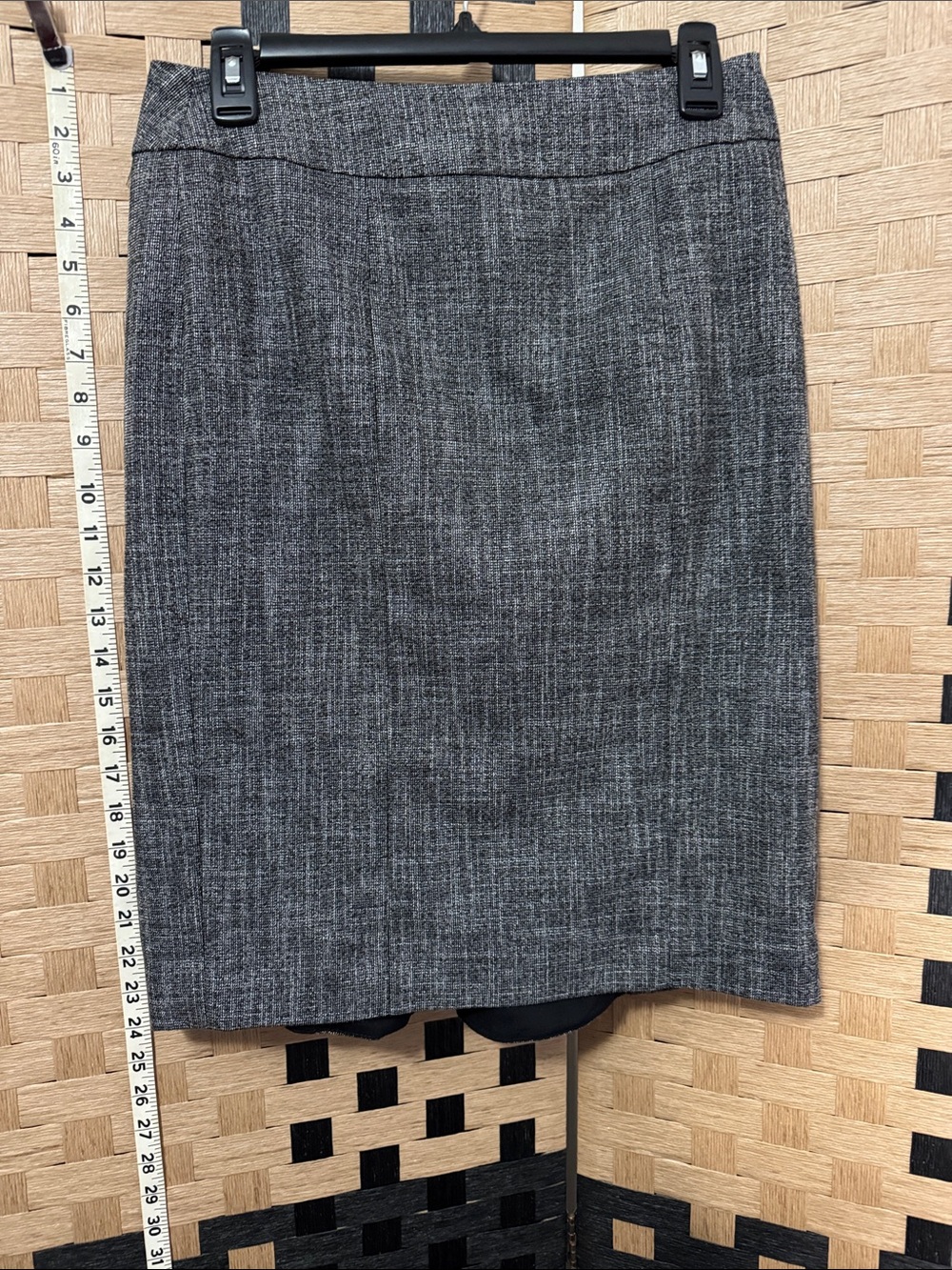 White House Black Market Gray Textured Pencil Skirt
